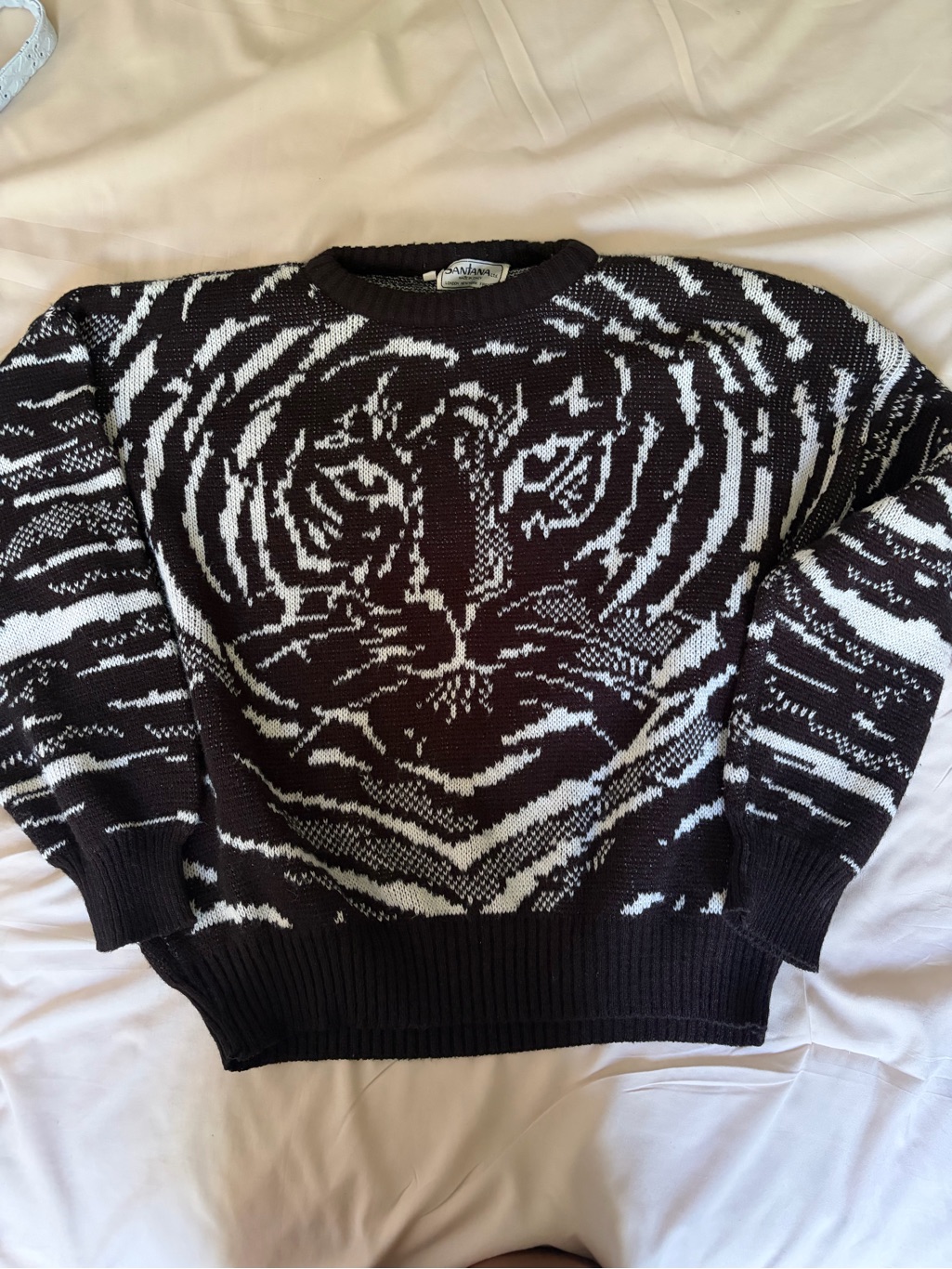 Black  White Tiger Knit Sweater  Unknown Brand